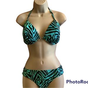 Zebra print turquoise Bikini . Sz 36DD top. Sz 10 bottom. Removable pads